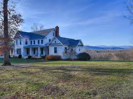 62 Acres And A Large Modern Farm House On This Farm In Madison Va Farm Potential Madisonvafarmhouse Modern Farmhouse House Styles Real Estate