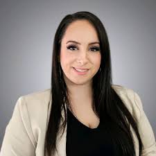 Welcome to the team, Erin Warwick! A native of Charlotte, NC, Erin joins  Rosegate Mortgage with two years of mortgage experience and is ready to  take her business to the next level