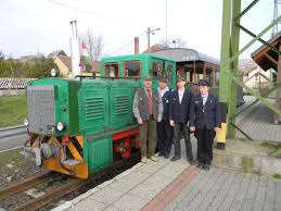 A börzsöny információs kapuja, hírek, programok, börzsönyi turisztikai információk. Uj Menetrend Es Uzemelteto A Bezina Volgyi Erdei Vasuton