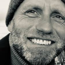 Det är ett tag sen, men faan va jag saknar dig Fimpen. Som du alltid  krigade, du gav verkligen aldrig upp. Läs Fimpens sista passning via länken  här i kommentarerna nedan.