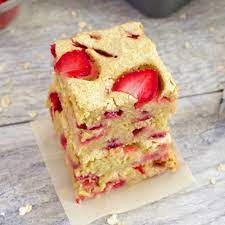 Let's eat a low calorie dessert like a strawberry cake! 15 Amazing Low Calorie Desserts Vegan Gluten Free Sugar Free