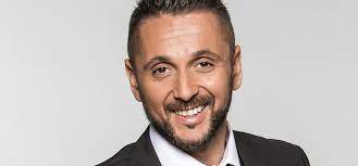 Svaki put kada čujem neku pjesmu o majci meni emocije prorade, iako je moja majka živa, sama pomisao da. Belehalunk Ennyi Penzt Keresett Tavaly Majka