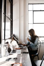 23 Ways To De Stress At The Office Career Girl Daily How To Start A Blog Quitting Your Job