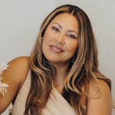 Marissa Pelzer's Instagram, Twitter & Facebook