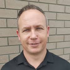 Kim Preece's Instagram, Twitter & Facebook