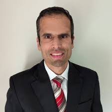 Sumit Kapur's Instagram, Twitter & Facebook