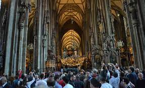 Lange nacht der kirchen an. 360 000 Besucher Bei Der Langen Nacht Der Kirchen
