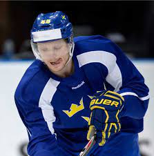 Most recently in the nl with ev zug. Carl Klingberg Sveriges Olympiska Kommitte