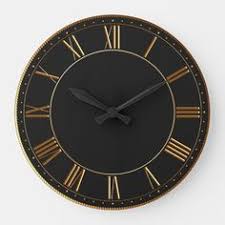 Tuck a round table with a pedestal base into a corner for a snug eating area. Nada Quraishi Nadarq Profile Pinterest