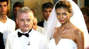 Check spelling or type a new query. Irinel Columbeanu Satirul Puriu È™i Monica Gabor PÄƒpuÈ™a Sa GonflabilÄƒ Cupluri De Poveste Evenimentul Zilei