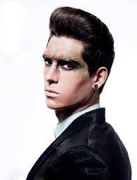 I Do Love A Smokey Eye On A Man But These Fashion Forward Make Up Looks Are More Post Apocalyptic Future Dystopian Male Makeup Fantasy Makeup Artistry Makeup