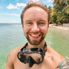 Hi all. Anyone is in touch with Eric Lejeune? I know he is in Bali, but I  need a phone number or a cdv e-mail. MERCI