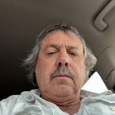 👤 Becky sent you a private message 5 minutes ago "Where are you from?"