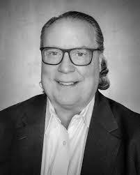 Benjamin Roesch's Instagram, Twitter & Facebook