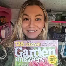 It seems unfair that the people who want to go to bed have to put the  people who don't want to go to bed to bed 🤷🏼‍♀️