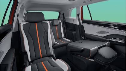 2022 Volkswagen ID6 Pro Interior Luxury Layout, AI generated