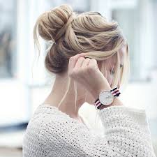 Messy hairstyles look so boho and effortless that it's hard not to like them. Messy Bun Guide 40 Newest Messy Buns For 2021