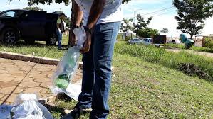 La sosa caustica es uno de los productos químicos con mayor uso, tanto a nivel doméstico como a nivel industrial, es uno de los productos químicos más utilizados para desatascar. Soda Caustica Veja Riscos De Usar O Produto Quimico Jogado Contra Medico Em Ataque No Cemetron Rondonia G1