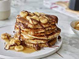 Haferpfannkuchen Mit Bananen Karamell Und Nutella