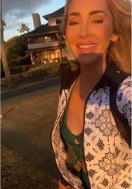 Nicole Bowyer's Instagram, Twitter & Facebook