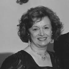 Vicki Snider's Instagram, Twitter & Facebook