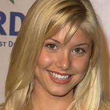 Tara Lightfoot's Instagram, Twitter & Facebook