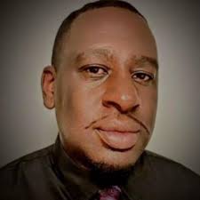 I recently celebrated my one year anniversary with Louis Vuitton.