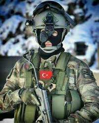 Görevleri arasında arama ve yok etme, sızma ve keşif eylemleri bulunmaktadır. Jandarma Ozel Harekat Havalimi Kizlarsoruyor
