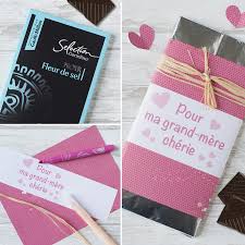 Pour Etre Sur De Faire Plaisir Suivez Notre Diy Plein D Amour Oter L Emballage En Carton De La Tablette De C Emballage Carton Papier A Motif Ruban Adhesif