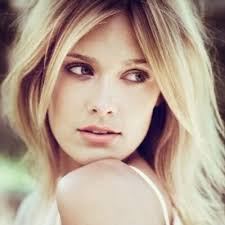 Melanie Workman (@shmell22)