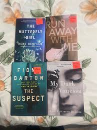 Books from Ollie's that everyone was posting about