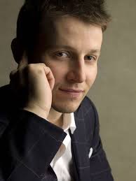 Andrew's Timeless Appearance in Reba