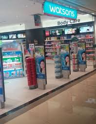 436 ziyaretçi watsons ziyaretçisinden 9 fotoğraf ve 7 tavsiye gör. Watson Suria Klcc Shopping Farmasi In Kuala Lumpur