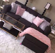 Pin By Rocio Reyes On Decor Living Room Decor Apartment Purple Living Room Pink Living Room