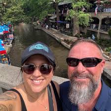 Where's the best place in St Thomas to get a tattoo?