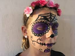 Rien de tristes donc en ces jours de mémoire aux morts. Maquillage Tete De Mort Mexicaine Halloween Video