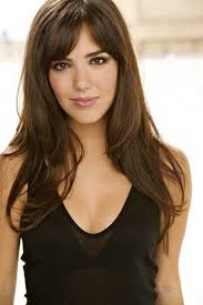 Long hair with bangs has been in style for decades now, and we're sure that this hairstyle won't go out of fashion anytime soon. Pin On Hair Cuts