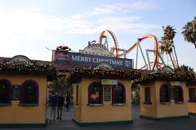 Soak city (buena park) orange county's largest amusement water park located adjacent to knott's berry farm. The Warm Spirit Of Christmas Is Alive And Well At Knott S Merry Farm For 2018 Theme Park Duo