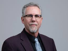 Karl Mueller's Instagram, Twitter & Facebook