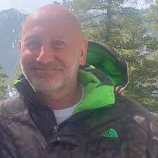 My 2016 Vivaro has developed a stiff gear change, really difficult to go  from 2nd to 3rd, the gear lever feels very stiff and clunky. Anyone else  had this issue?