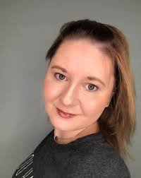 i love being a girly girl and going to sleep all moisturized, juicy, &  soft. lip balm on. layering