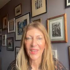 All about my podcast How To Have Extraordinary Relationships and why I  think it's important.... as author @janethynne_cjcarey kindly said, it  delves in to the personal in a way that is helpful ...