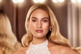 Millie Mackintosh swaps her natural hair colour for an 'Elle MacPherson'  blonde balayage