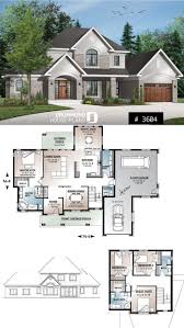 This house has three bedrooms, two bathrooms, a spacious living room, a dining hall, and a kitchen, which can be accessed through the two separate glass sliding doors. Hausplan Mit 2 Master Suiten Garage Fur 3 Autos Formelles Essen Fruhstucksecke 4 Betten 35 Bader 9 Decke Haus Plane Garage Fur 3 Autos Garagenhaus