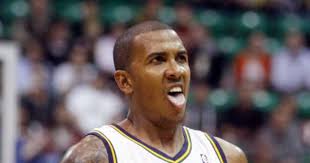 Utah Jazz: Disgruntled guard Raja Bell finally waived; Travis Leslie will  fill vacant slot