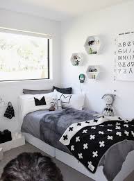Chambre Enfant En Noir Et Blanc 25 Idees A Copier Chambre Enfant Deco Chambre Deco Chambre Noire