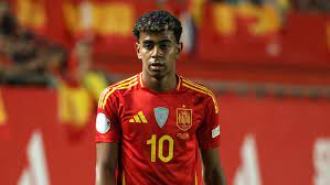 Lamine Yamal Suffers Hamstring Injury While on International Duty with Spain