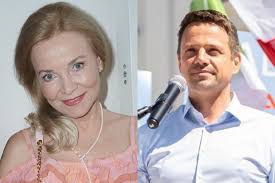 Rafał kazimierz trzaskowski (ˈrafaw tʂaˈskɔfskʲi; Rafal Trzaskowski Jako Maly Chlopiec Mial Aktorski Epizod W Serialu Laura Lacz Wspomina Wspolprace Z Politykiem