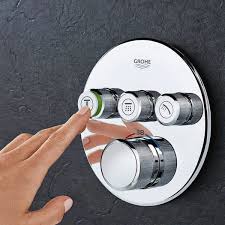 4.6 out of 5 stars 43. Grohe Smartcontrol Round Thermostatic Shower Valve With 3 Outlets 29121000 Uk Bathrooms