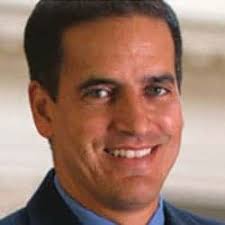 Steve Elliott Talks "Grit to Win" and "Thriving in Exile"